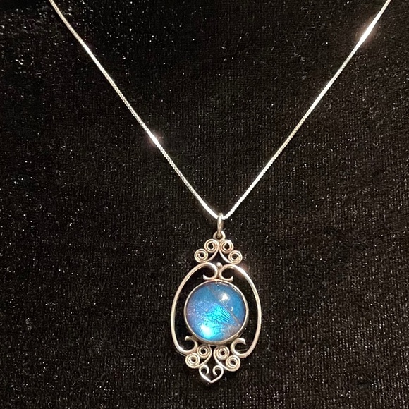 Sterling Silver Blue stone pendant + chain | 16" - Picture 2 of 9
